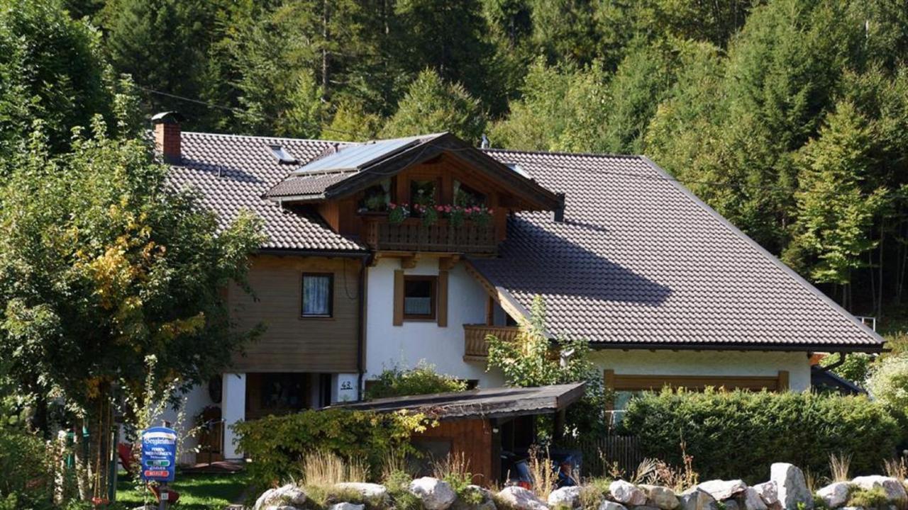 Gaestehaus Bergkristall Wallgau Exterior foto